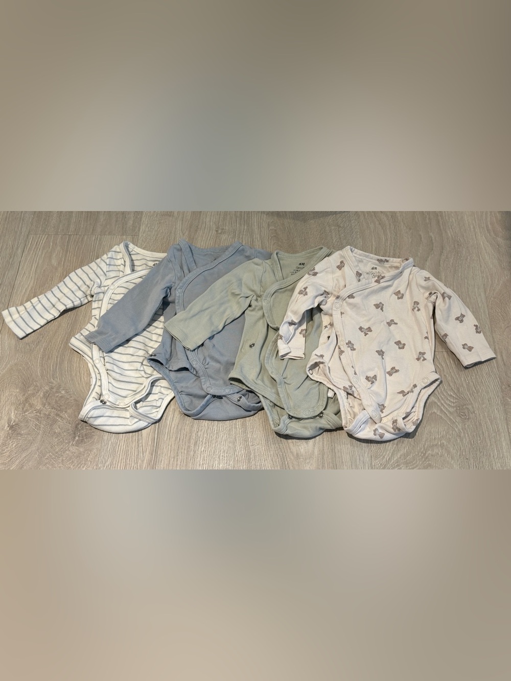 H&M 4-PACK WRAPOVER BODYSUITS